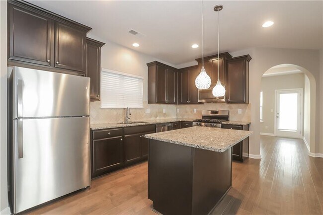 Building Photo - 2730 Trebek Ct