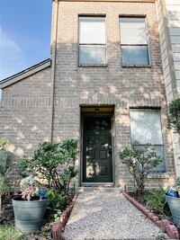 Building Photo - 8299 Cambridge St