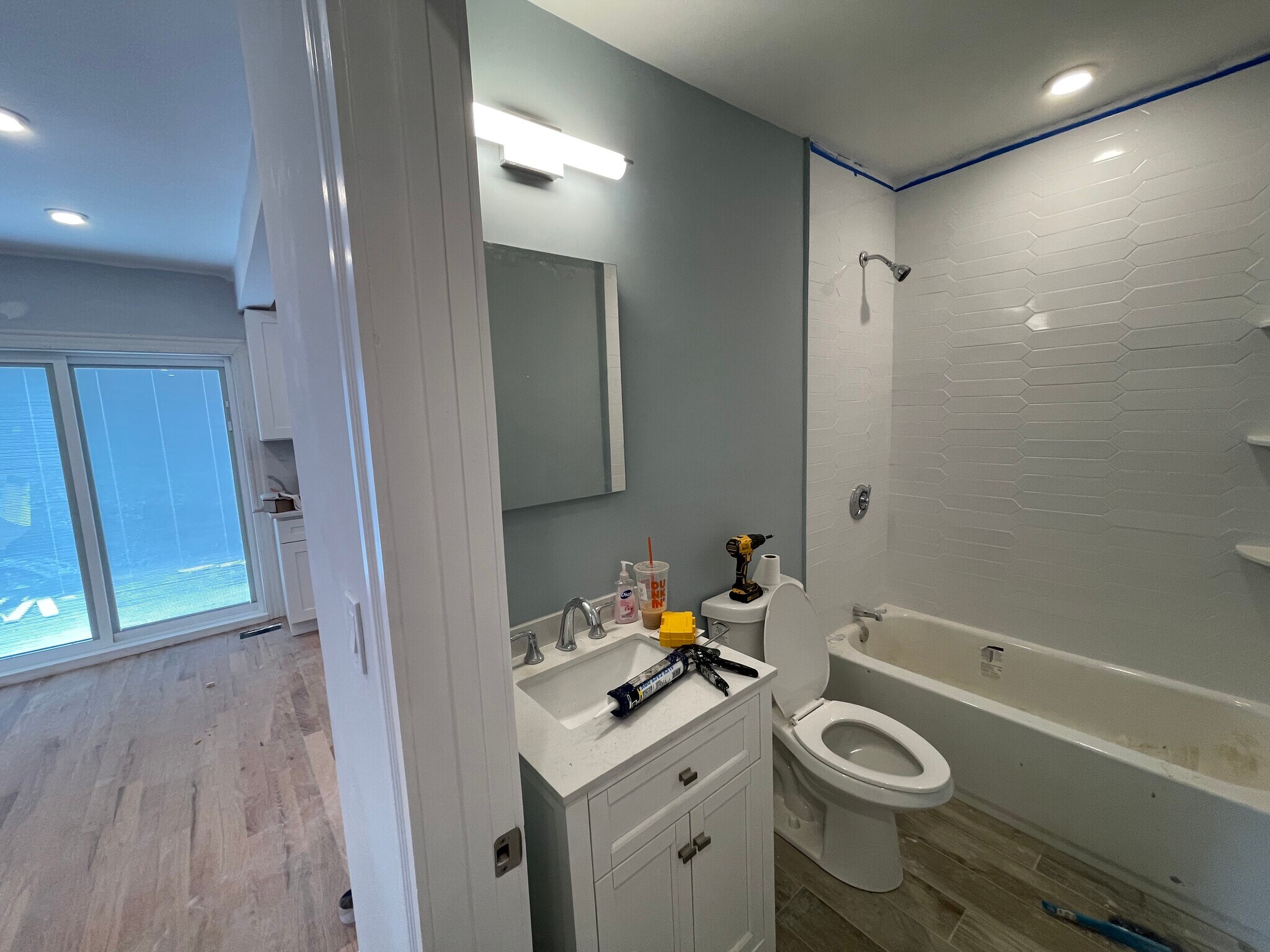 Building Photo - 158 Morrison Ave