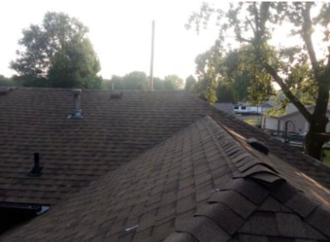 Building Photo - Great Location! $1,500 Down / $690 Month