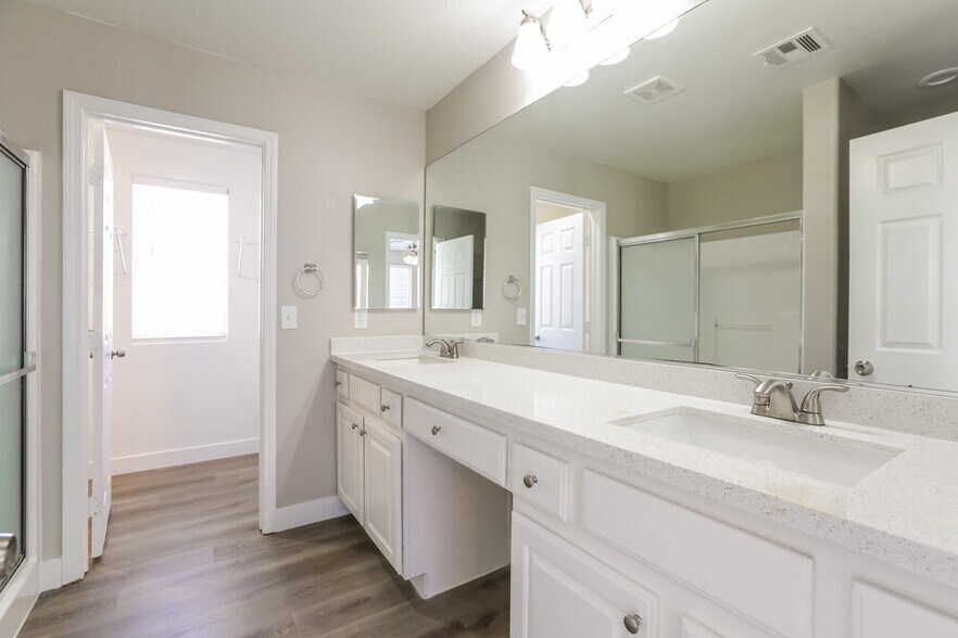Building Photo - 4761 Saville Garden Ct