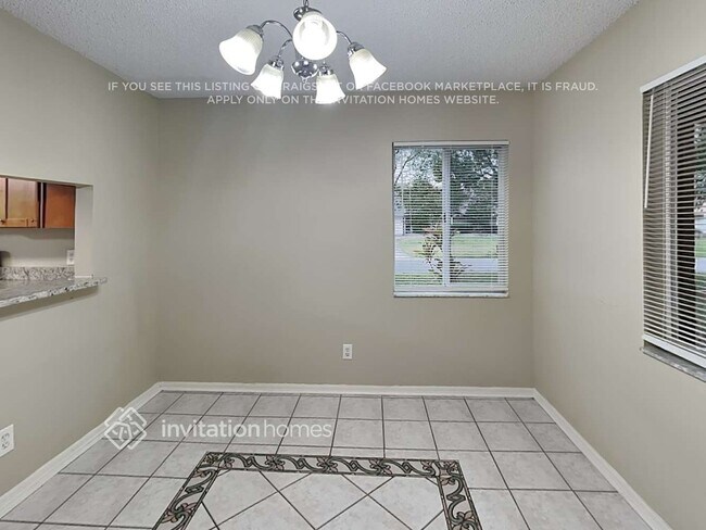 Building Photo - 1904 Paddock Dr