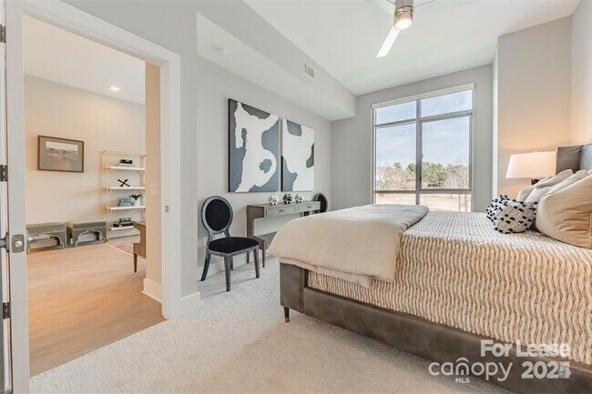 Building Photo - 13230 Ballantyne Corporate Pl