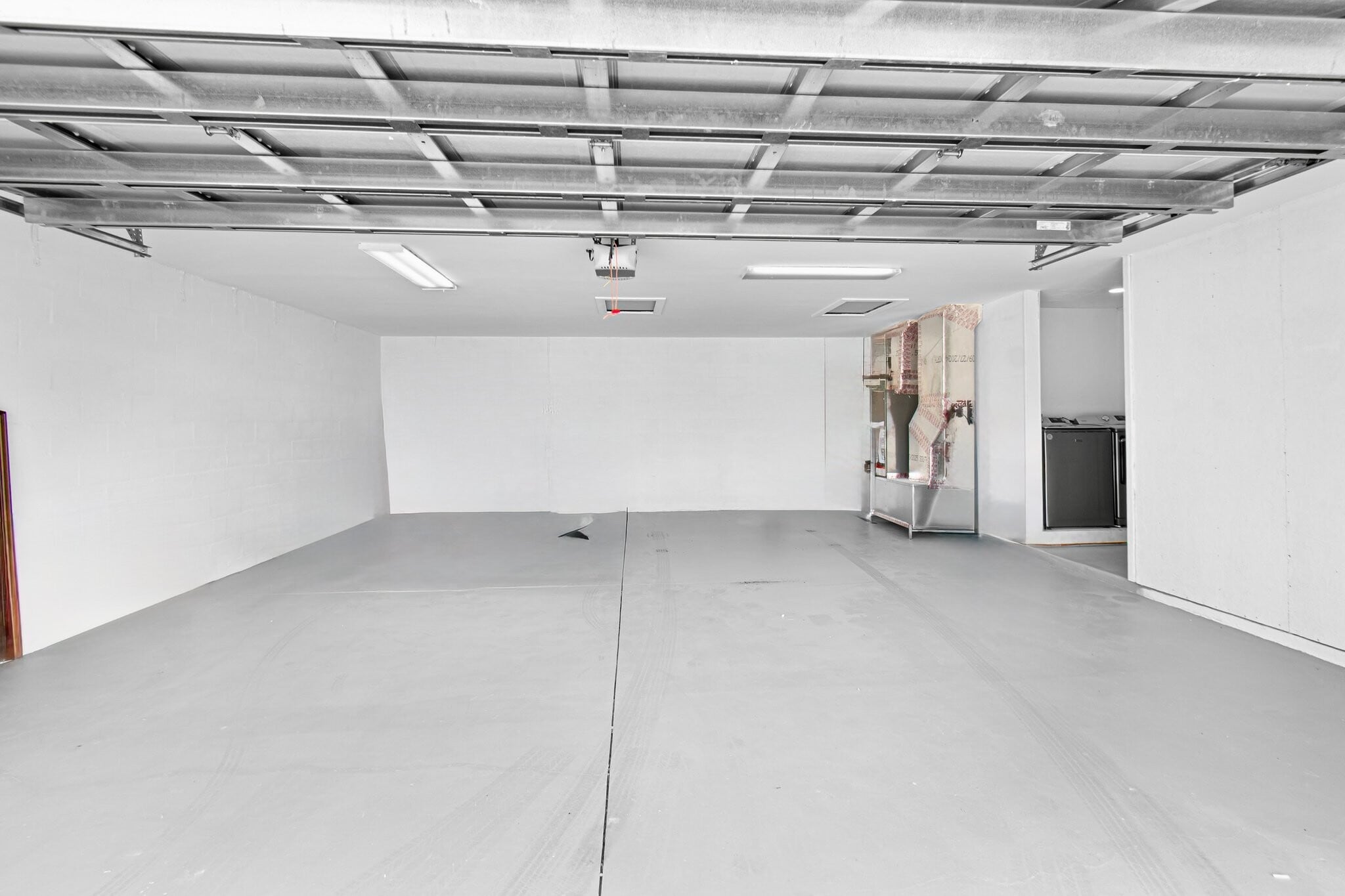 Building Photo - 2115 St Croix Ave