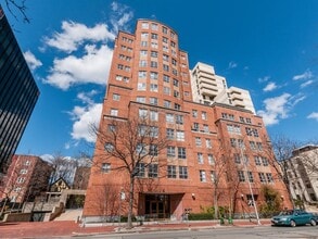 Building Photo - 931 Massachusetts Ave