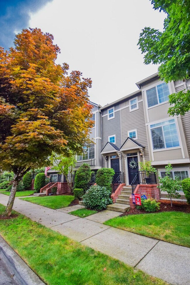 Building Photo - 2357 NW 168th Pl