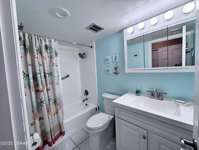 Building Photo - 6 Ocean Cir