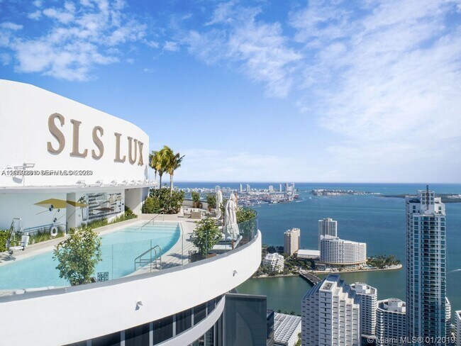 Building Photo - 801 S Miami Ave