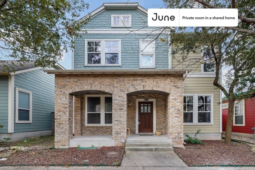 Building Photo - Room in Shared 5 bed/2.5 bath home