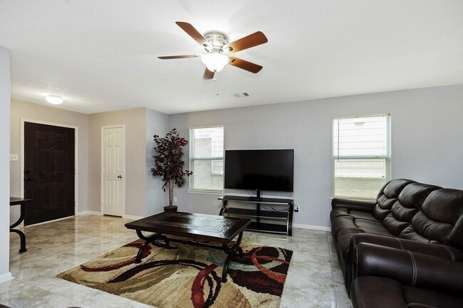 Building Photo - 20738 Fair Castle Dr