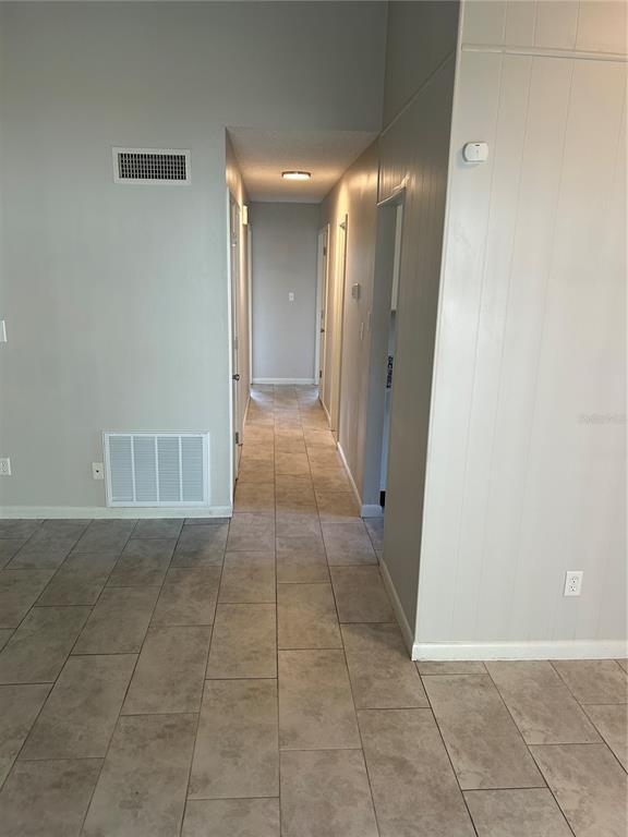 Building Photo - 1450 Agatha Dr