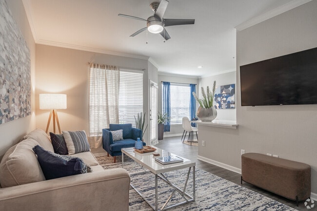 Building Photo - One Month Free on Two Bedrooms!