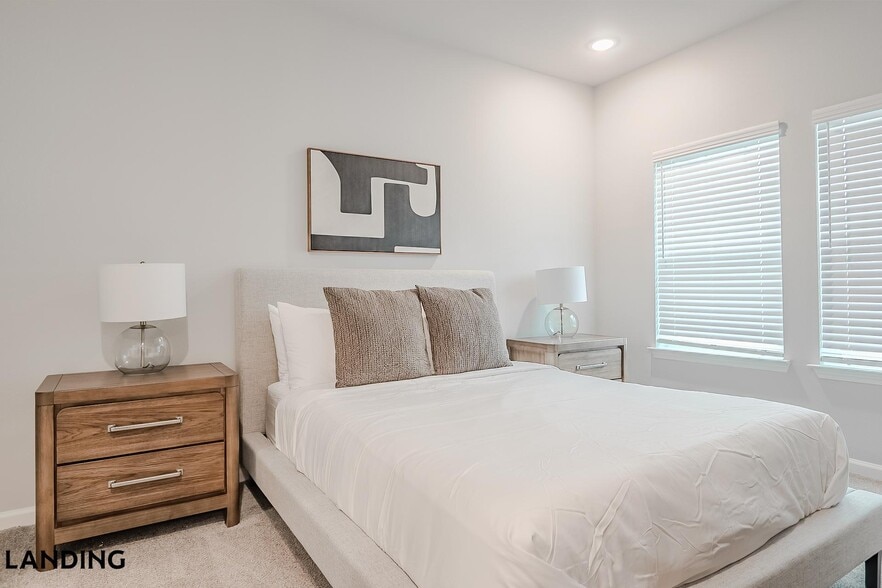 Building Photo - 1650 Harris Hill Rd