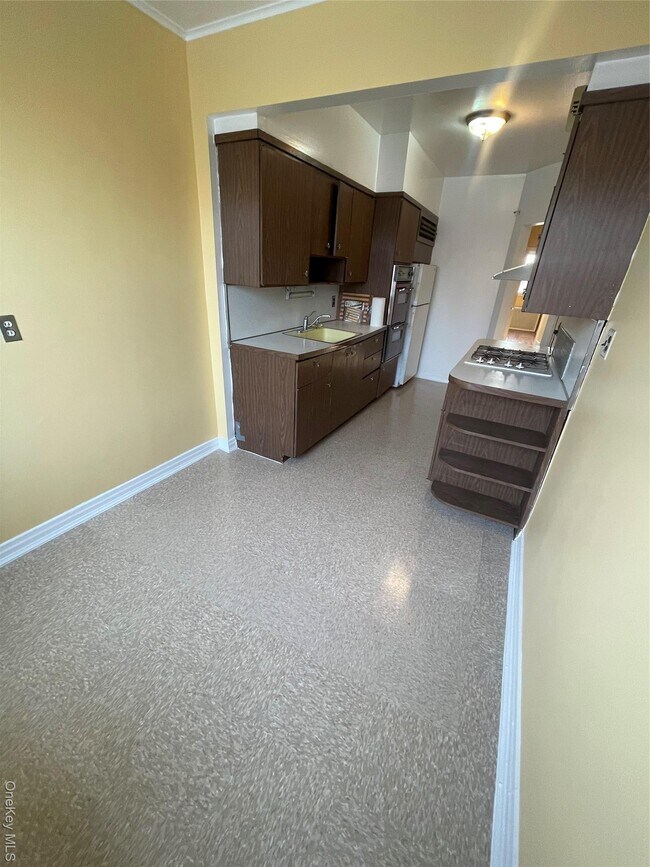 Building Photo - 54-34 66th St