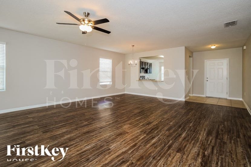 Building Photo - 2295 Sequoia Way