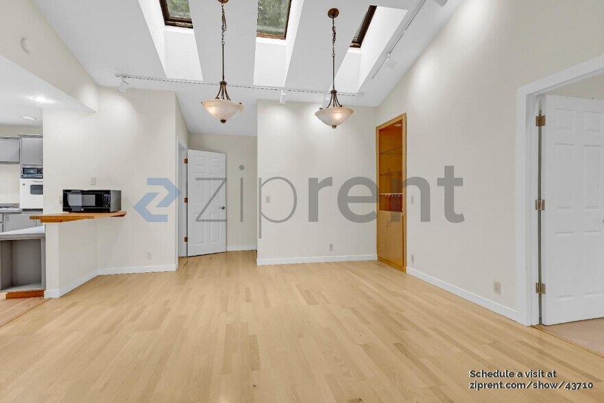 Building Photo - 1236 SW 58th Ave