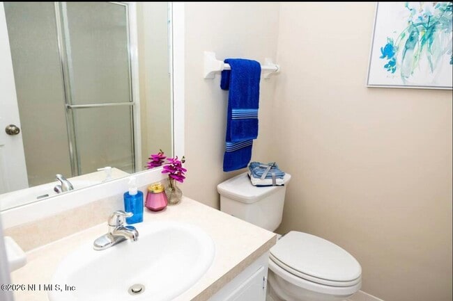 Building Photo - 780 Ashwood St