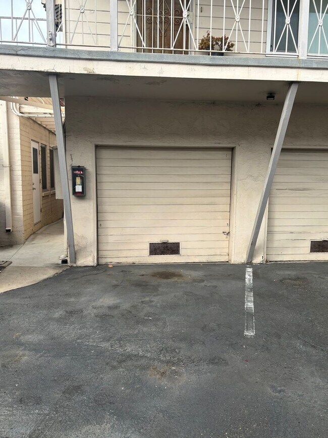 Building Photo - 2 bedrooms 1 bath apartment in Chula Vista