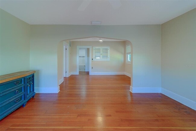 Building Photo - 4642 7th Ave N