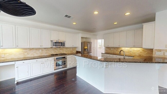 Building Photo - Beautiful Home in Eastside Coast Mesa