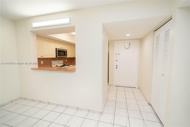 Building Photo - 12209 SW 14th Ln