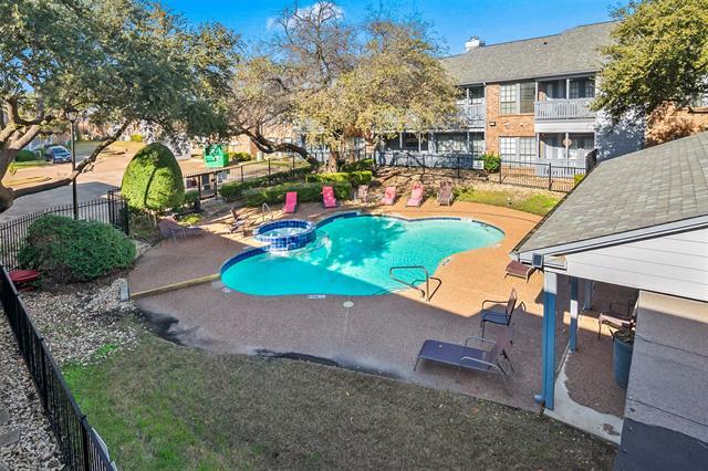 Building Photo - 3101 Townbluff Dr