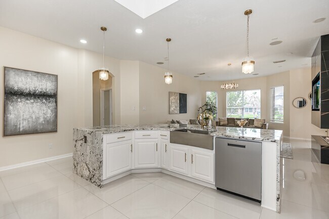 Building Photo - 18022 Dunoon Bay Point Ct