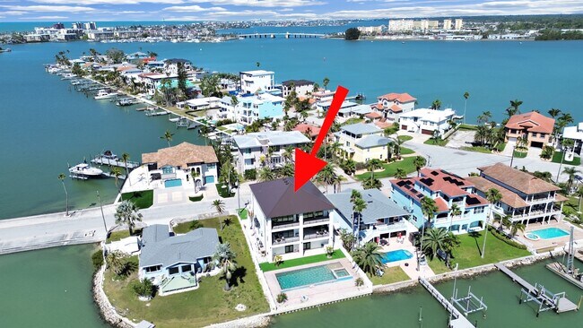Building Photo - 882 Bay Point Dr