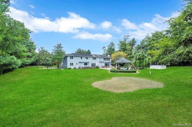 Building Photo - 25 Wildwood Dr
