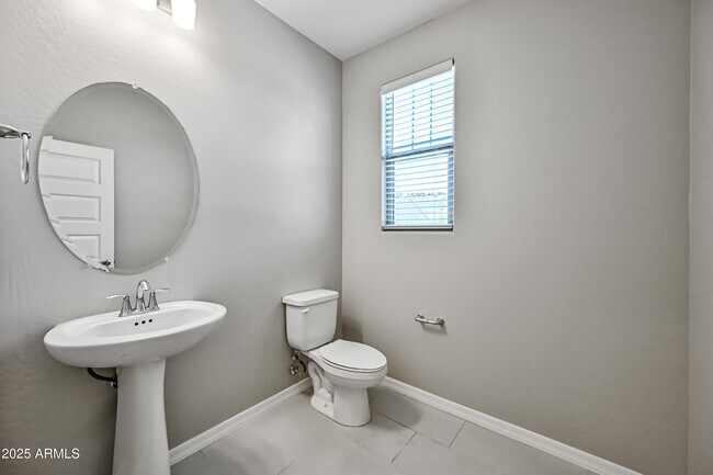 Building Photo - 3817 N 100th Dr