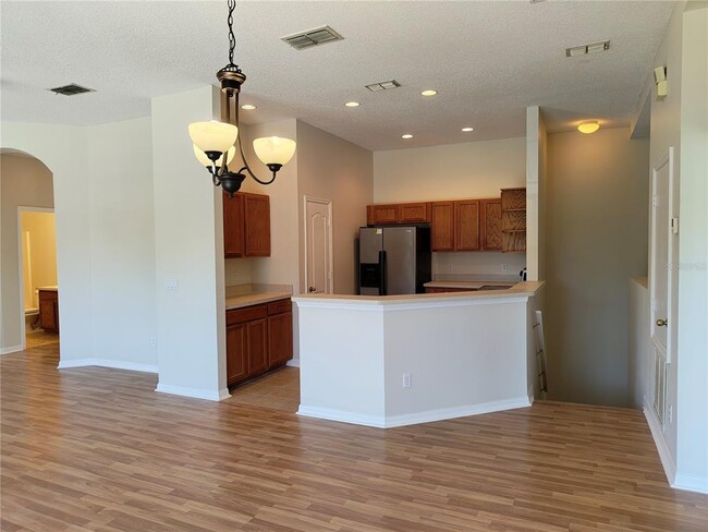 Building Photo - 10844 Derringer Dr