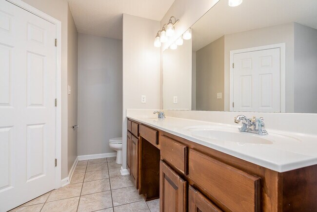 Building Photo - 5481 Evening Mist Dr