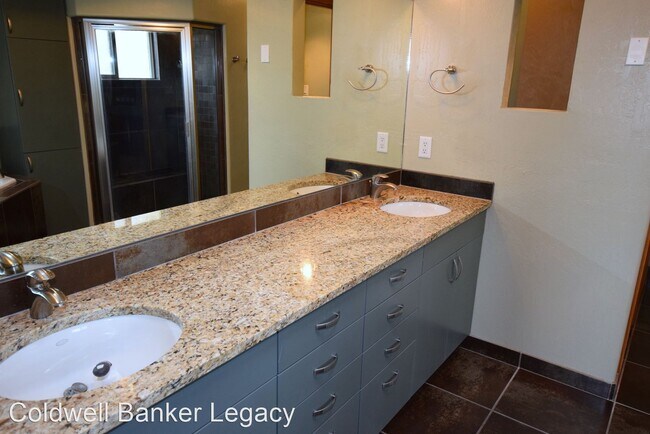 Building Photo - 3 br, 2.5 bath House - 1912 Quail Run Rd NE