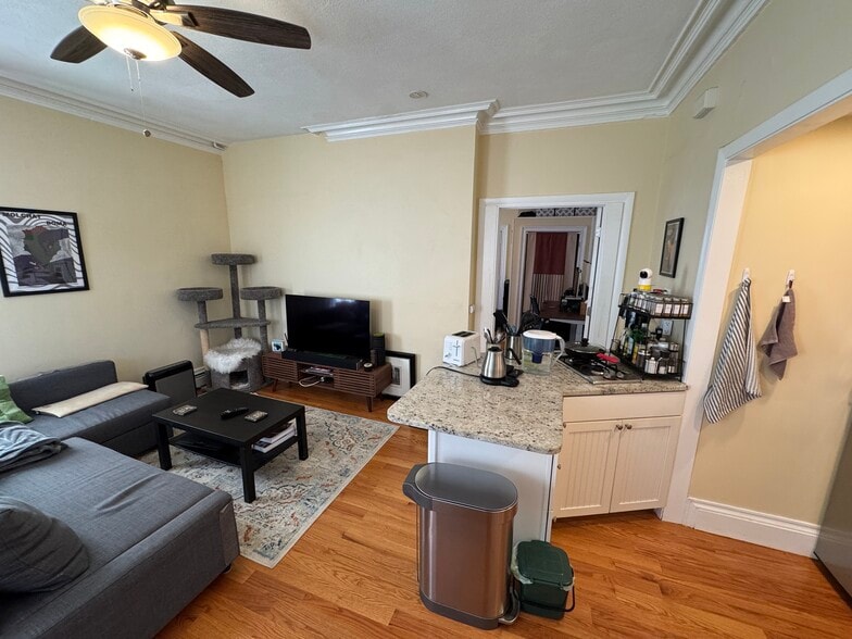 Building Photo - 65 Walden St