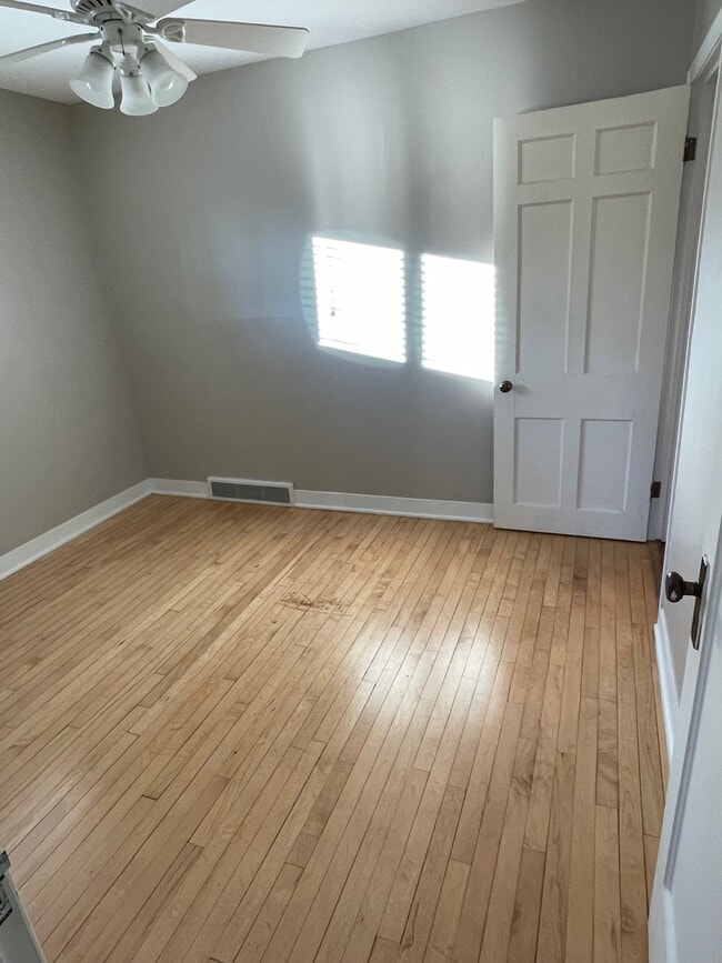 Building Photo - 17823 57th Ave