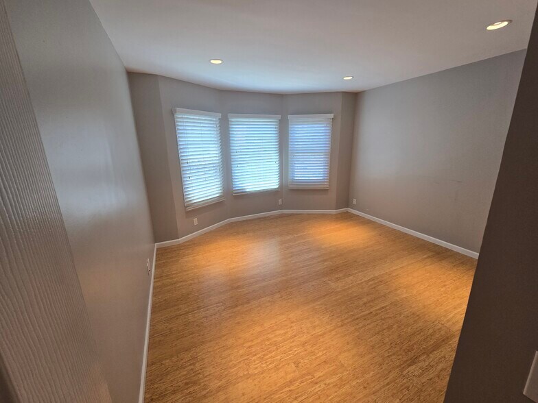 Primary Bedroom - 1681 9th Ave