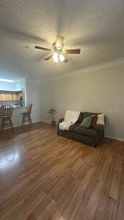 Building Photo - 8301 Elm Park Dr