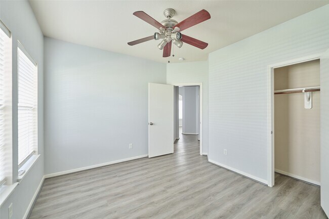 Building Photo - 21718 Grassy Hill Ln