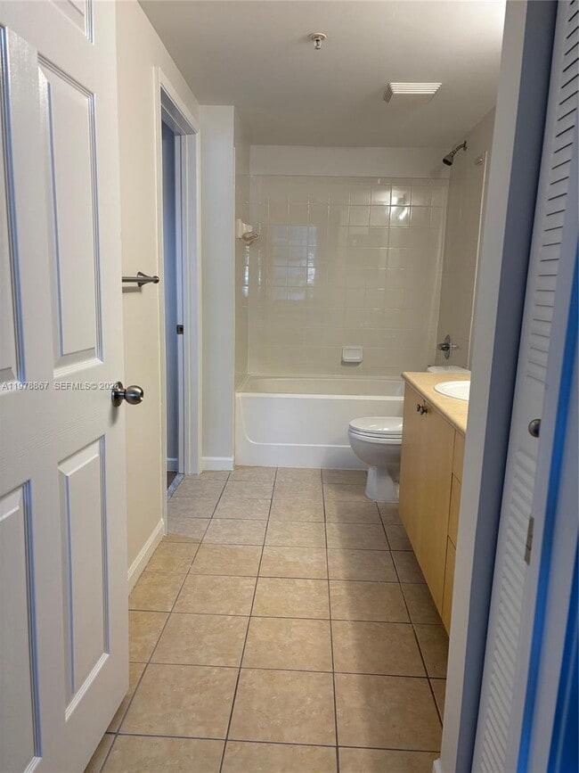 Building Photo - 1919 Van Buren St