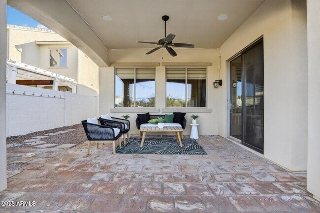 Building Photo - 17564 W Verdin Rd