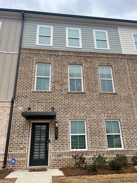 Building Photo - 161 Jameson Dr