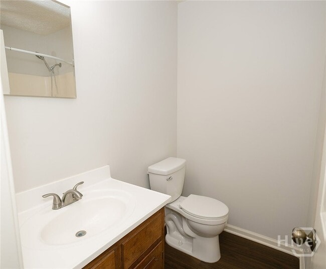 Building Photo - 147 VFW Dr