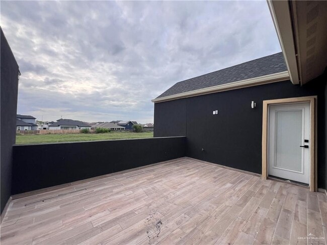 Building Photo - 36 N Crown Point