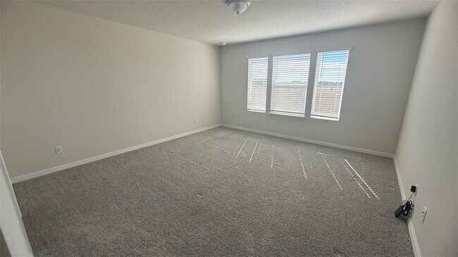 Building Photo - 5054 Holm Oak Dr