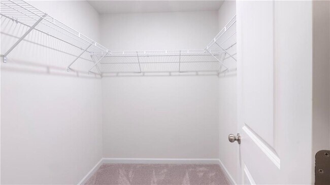 Building Photo - 3675 Abbey Wy