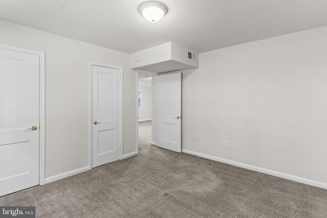 Building Photo - 1404 12th St N