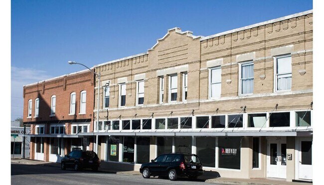Building Photo - 201 S. Main St.