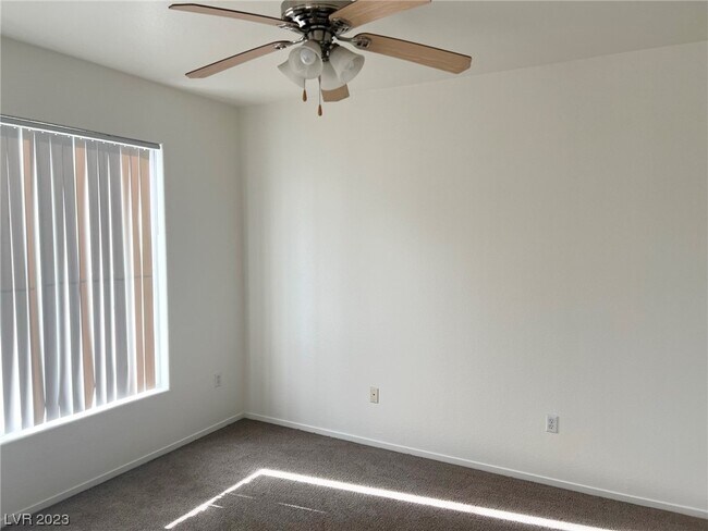 Building Photo - 7119 S Durango Dr