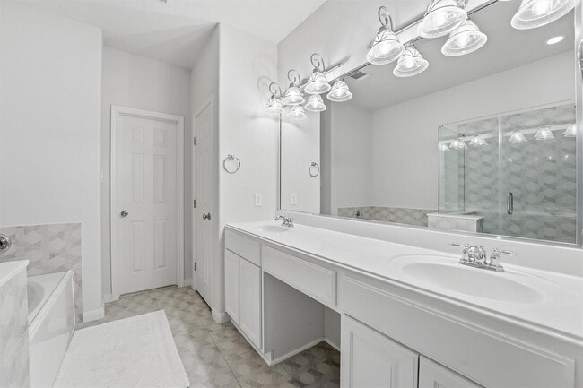 Building Photo - 58 Crocus Petal St