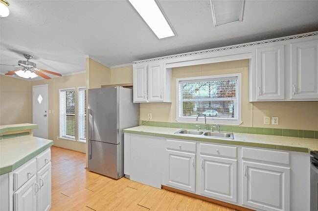 Building Photo - 13069 Aspen Way Ct